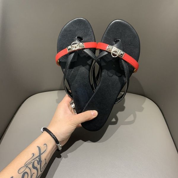new designer flip flops summer slipper flat women sandals causal non-slip slippers flip flops slipper quality
new designer flip flops summer slipper flat women sandals causal non-slip slippers flip flops slipper quality