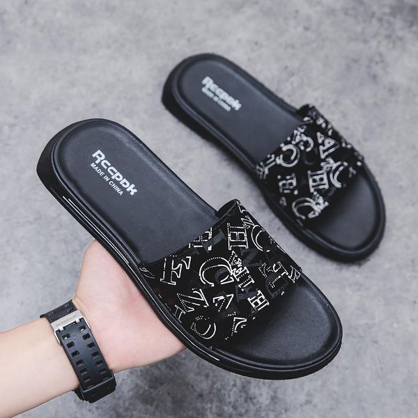 men's shoes sandals and slippers summer home slippers printing tide brand ins word drag non-slip personality outdoor beach shoes, Black
men's shoes sandals and slippers summer home slippers printing tide brand ins word drag non-slip personality outdoor beach shoes, Black