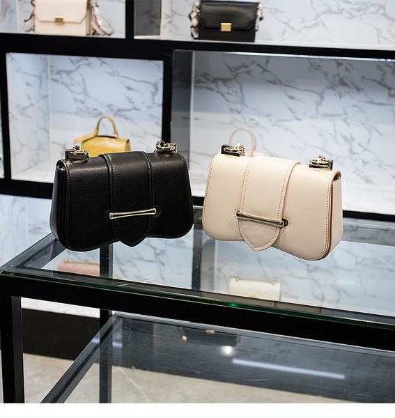 new fashion handbag designer handbags ladies bags cross body bags shoulder bags outdoor leisure bag wallet ing
new fashion handbag designer handbags ladies bags cross body bags shoulder bags outdoor leisure bag wallet ing