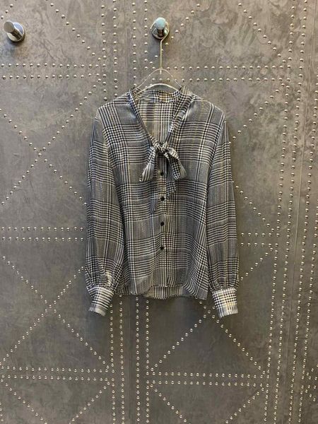 2019 new ladies fashion long sleeve plaid streamers bow gold thread silk shirt 1123, White
2019 new ladies fashion long sleeve plaid streamers bow gold thread silk shirt 1123, White