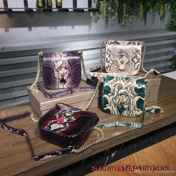 2107 new fashion women bag imported python skin leather designer lady supper style should bag women cross-body bag 17cm
2107 new fashion women bag imported python skin leather designer lady supper style should bag women cross-body bag 17cm