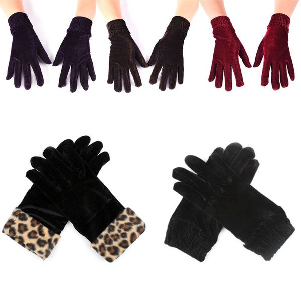 fashion elegant gloves female velvet wool touch screen gloves ladies winter warm full finger leather leopard wrist, Blue;gray
fashion elegant gloves female velvet wool touch screen gloves ladies winter warm full finger leather leopard wrist, Blue;gray