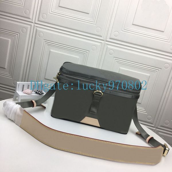 m43889 handbag fashion backpack women wallets favorate men saddle bags shoulder bag tote bag
m43889 handbag fashion backpack women wallets favorate men saddle bags shoulder bag tote bag