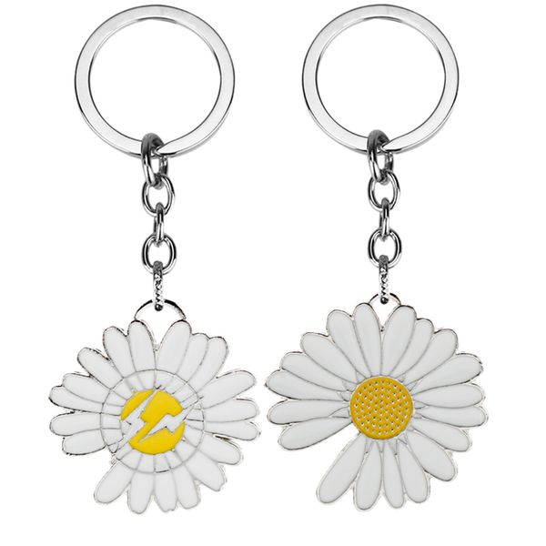 g. daisy cosmos key chain unique jewelry trinket keyring metal flower pendant backpack car key holder gift, Silver
g. daisy cosmos key chain unique jewelry trinket keyring metal flower pendant backpack car key holder gift, Silver