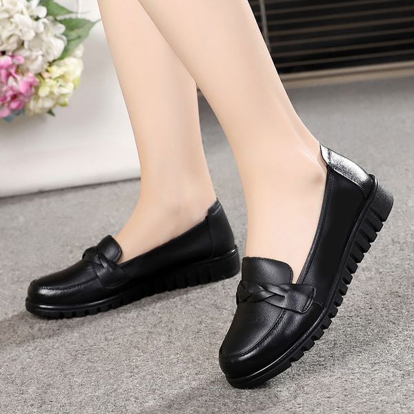 2020 new spring women shoes woman flats mother soft bottom non-slip flat shoes plus size cow genuine leather casual ladies, Black
2020 new spring women shoes woman flats mother soft bottom non-slip flat shoes plus size cow genuine leather casual ladies, Black
