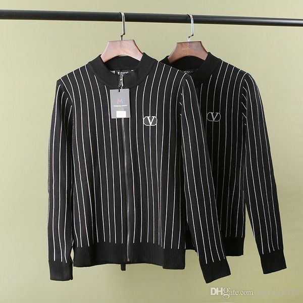 19fw luxurious brand design compass heat reactive sweater men women casual streetwear sweatshirts outdoor shirts 12, Blue;black
19fw luxurious brand design compass heat reactive sweater men women casual streetwear sweatshirts outdoor shirts 12, Blue;black