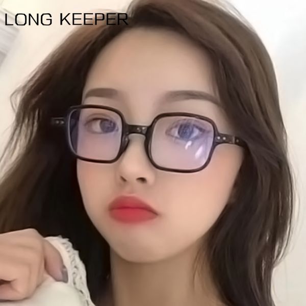 women anti blue light glasses frame men's square computer eyeglasses gaming working glasses retro optical eyewear, White;black
women anti blue light glasses frame men's square computer eyeglasses gaming working glasses retro optical eyewear, White;black