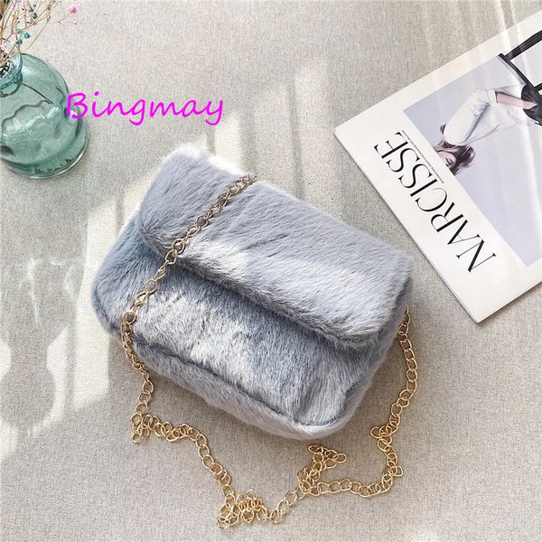 winter black mini soft fur womens messenger bags chain plush cute women's shoulders bag classic warm flap-bag lady-bags
winter black mini soft fur womens messenger bags chain plush cute women's shoulders bag classic warm flap-bag lady-bags