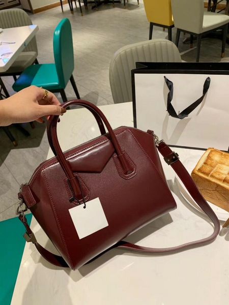 antigona tote bag famous designer shoulder bags leather handbags fashion crossbody bag female business lapbags brands bag purse
antigona tote bag famous designer shoulder bags leather handbags fashion crossbody bag female business lapbags brands bag purse