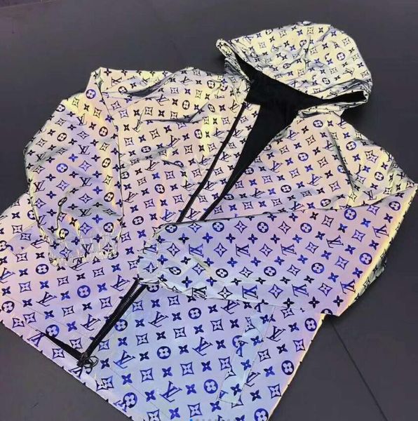 brand new дизайнеры luxurys ветровки до н.э. lv напечатанной светоотражающей куртки streetwear мужских толстовок designss мужских hoodies жа, Black;brown
brand new дизайнеры luxurys ветровки до н.э. lv напечатанной светоотражающей куртки streetwear мужских толстовок designss мужских hoodies жа, Black;brown