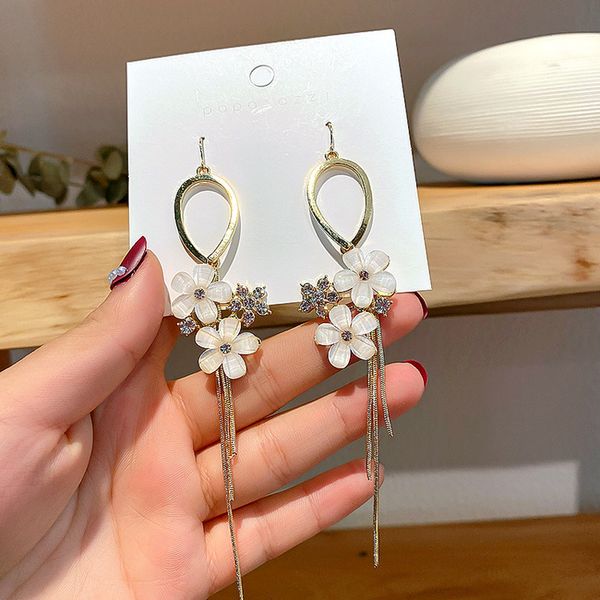 2020 korea new resin acrylic flower long chain tassel earrings for women fashion jewelry elegant dangle pendientes brincos, Silver
2020 korea new resin acrylic flower long chain tassel earrings for women fashion jewelry elegant dangle pendientes brincos, Silver