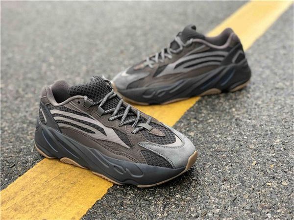 2020 authentic 700 v2 geode kanye west man women outdoor shoes runner wave mauve static inertia eg6860 grey sneakers with original box, Black
2020 authentic 700 v2 geode kanye west man women outdoor shoes runner wave mauve static inertia eg6860 grey sneakers with original box, Black