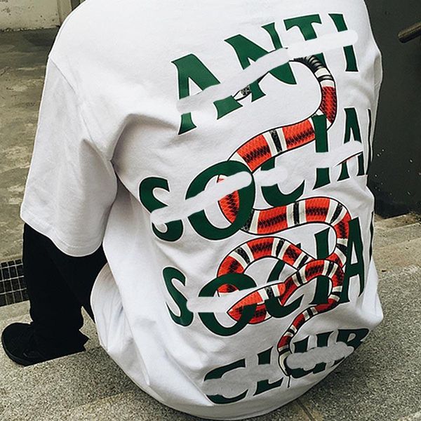 2019ss fashion designer mans clothing shirt short-sleeved tees street popular letter snake print t-shirt man woman cotton t-shirts, White;black
2019ss fashion designer mans clothing shirt short-sleeved tees street popular letter snake print t-shirt man woman cotton t-shirts, White;black