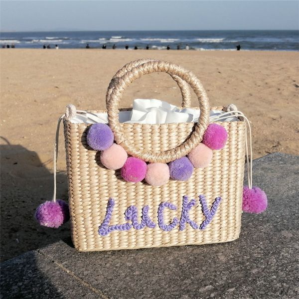 fashion flower straw shoulder bag women retro hand-woven totes messengr bag lady summer handbag travel beach handbag casual bags
fashion flower straw shoulder bag women retro hand-woven totes messengr bag lady summer handbag travel beach handbag casual bags