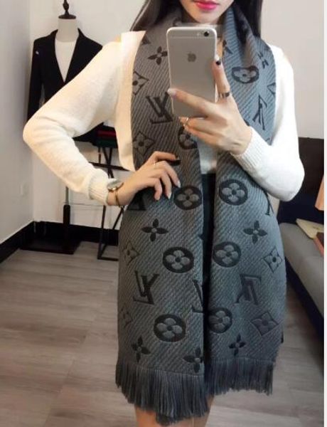 Fa hionable men and women carve wool rope yarn dyed carf cla ic ca hmere carf
Fa hionable men and women carve wool rope yarn dyed carf cla ic ca hmere carf