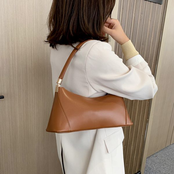 high sense french niche bag female 2020 new fashion retro portable french bag armpit foreign small square
high sense french niche bag female 2020 new fashion retro portable french bag armpit foreign small square