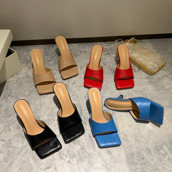 2020 high-heeled shoes fine with white half slipper women's shoes square one word, Black