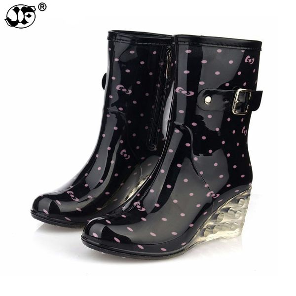 new design pvc rain boots waterproof flat shoes woman rain woman water rubber boots good quality botas 763, Black
new design pvc rain boots waterproof flat shoes woman rain woman water rubber boots good quality botas 763, Black