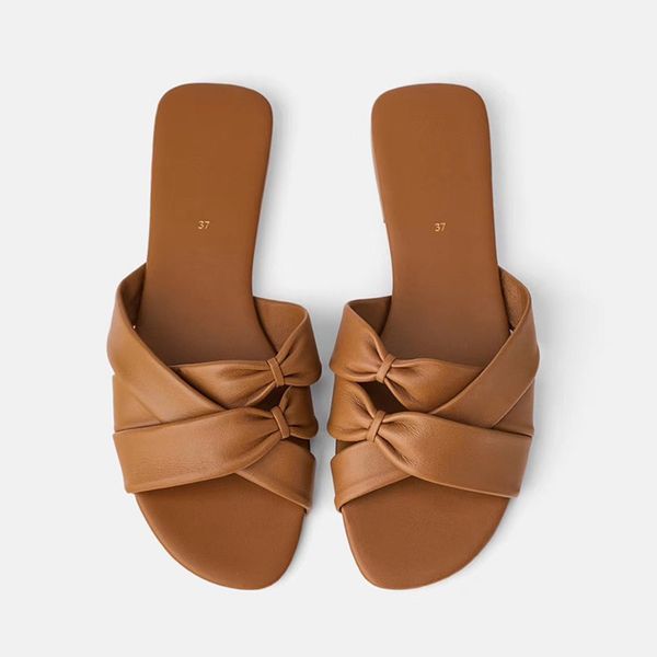 slipper women's summer 2019 new style flat peep-toe solid color casual women's sandals guangzhou shoes, Black
slipper women's summer 2019 new style flat peep-toe solid color casual women's sandals guangzhou shoes, Black