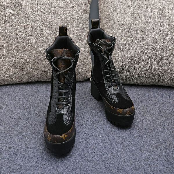 high-end women martin boots leisure europe and america custom 100% real leather simple desert boot winter leather exquisite women shoes, Black
high-end women martin boots leisure europe and america custom 100% real leather simple desert boot winter leather exquisite women shoes, Black