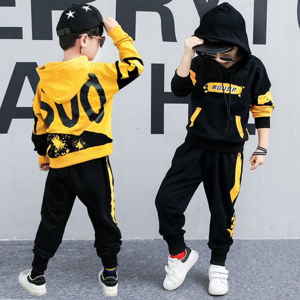 autumn kids boys tracksuit sportswear letter printing hoodie sweatshirt+sweatpant child casual jogger running workout outfit set, Black;blue
autumn kids boys tracksuit sportswear letter printing hoodie sweatshirt+sweatpant child casual jogger running workout outfit set, Black;blue