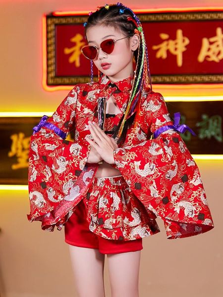 новый китайский стиль дети catwalk show performance костюм девушки джаз одежда дети hip hop / modern / street dance outfit, Black;red
новый китайский стиль дети catwalk show performance костюм девушки джаз одежда дети hip hop / modern / street dance outfit, Black;red