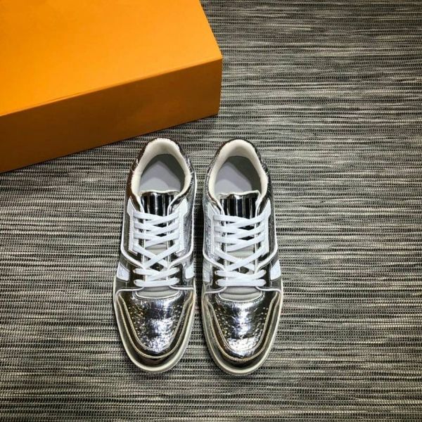 2019 new arrival fashion men cool casual shoes solid lace-up luxury designer genuine leather shoes size: man 38~44, Black
2019 new arrival fashion men cool casual shoes solid lace-up luxury designer genuine leather shoes size: man 38~44, Black
