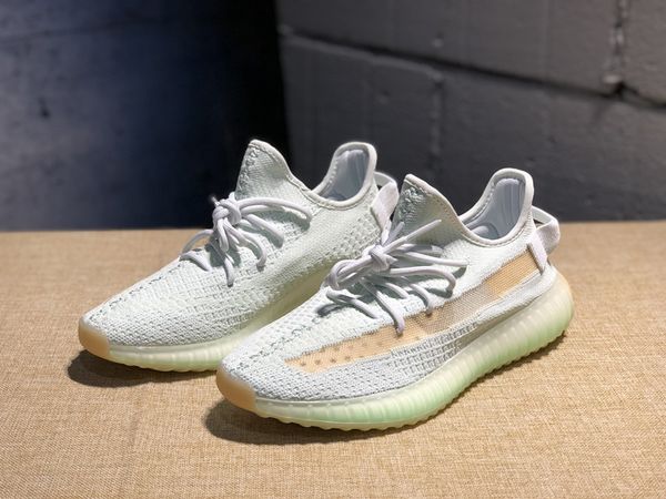 2019 Authentic Men's Hyperspace Kanye West Sports Shoes Style Code EG7491 Asian Version Originals Women's Outdoor Running Shoes
2019 Authentic Men's Hyperspace Kanye West Sports Shoes Style Code EG7491 Asian Version Originals Women's Outdoor Running Shoes