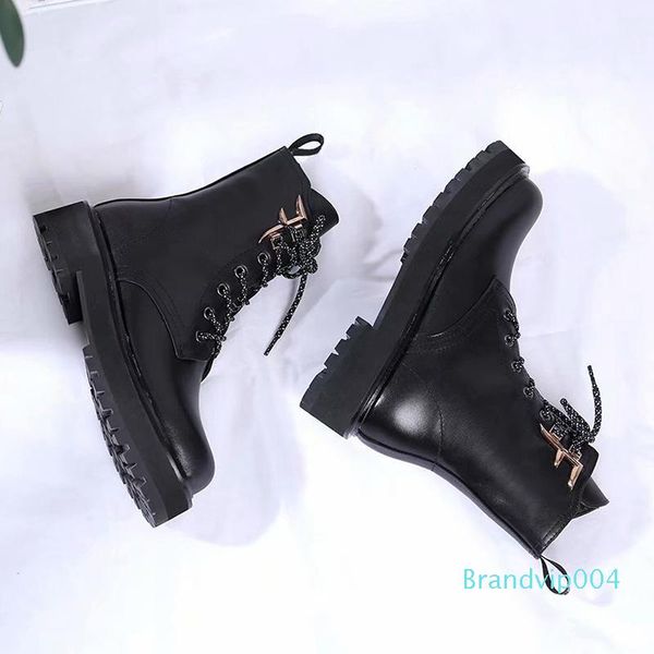 martin boots female 2019 autumn winter new wild low heel boots black british wind explosion models women's boots
martin boots female 2019 autumn winter new wild low heel boots black british wind explosion models women's boots