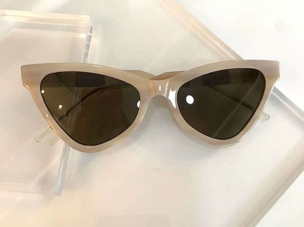 cat eye солнцезащитные очки 0597 beige / brown lens мода дизайн очки женщин sungalsses оттенки новые с коробкой, White;black
cat eye солнцезащитные очки 0597 beige / brown lens мода дизайн очки женщин sungalsses оттенки новые с коробкой, White;black