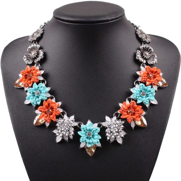 new arrival design fashion flower necklace alloy chunky statement chain pendant bead chain necklace for women jewelry, Silver
new arrival design fashion flower necklace alloy chunky statement chain pendant bead chain necklace for women jewelry, Silver