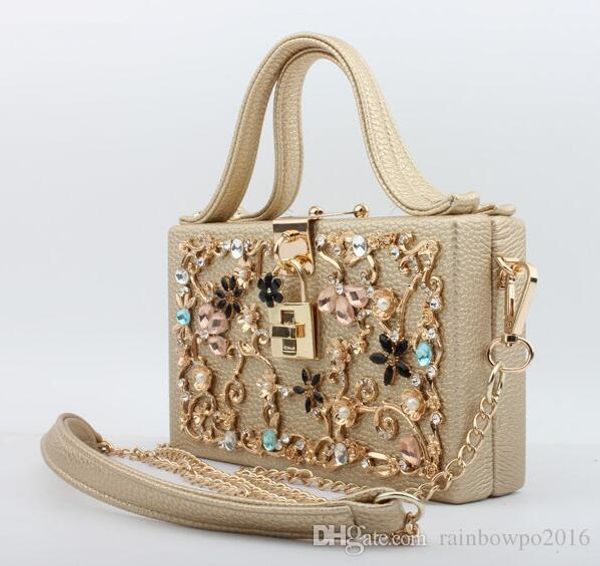 factory independent brand female bag new carved box package exquisite metal carved chain bag elegant diamond woman evening bag
factory independent brand female bag new carved box package exquisite metal carved chain bag elegant diamond woman evening bag