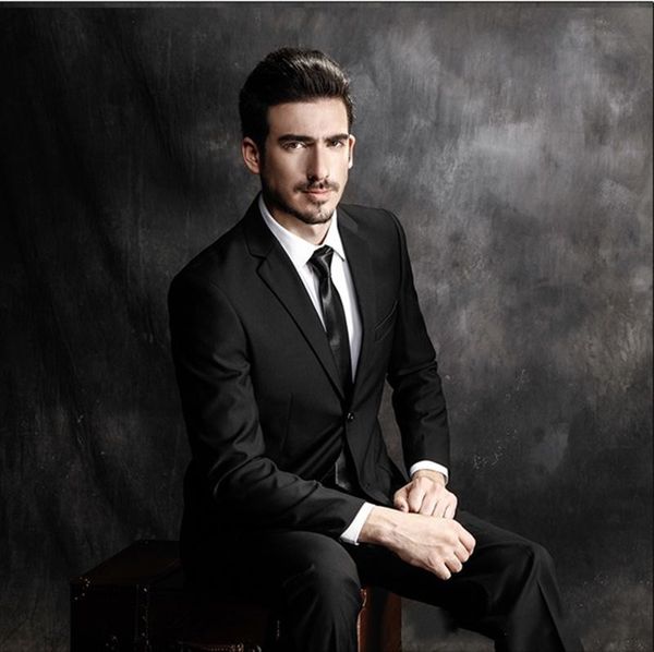 handsome black gentle costume business man smart casual slim fit men suits custom made plus size wedding suits part 2pieces jacket+pants 967, White;black
handsome black gentle costume business man smart casual slim fit men suits custom made plus size wedding suits part 2pieces jacket+pants 967, White;black