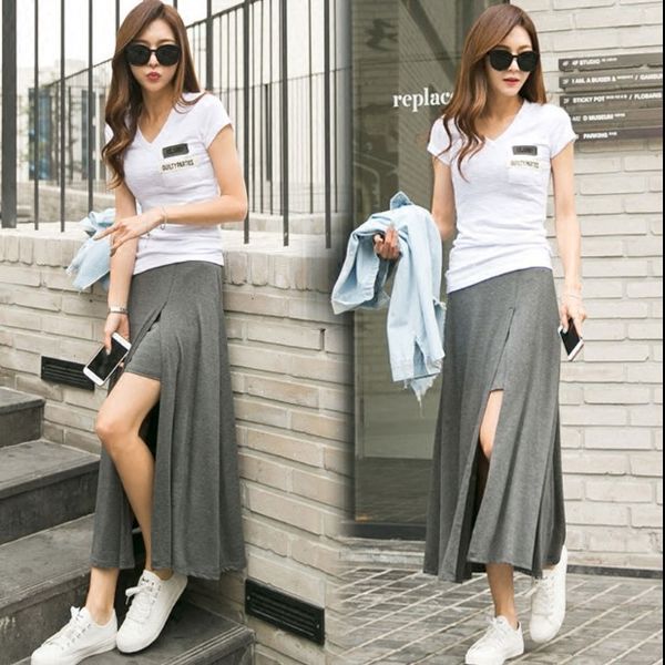 women's big skirt pleated new style solid color slit high-waisted a-line casual long skirt, Black
women's big skirt pleated new style solid color slit high-waisted a-line casual long skirt, Black