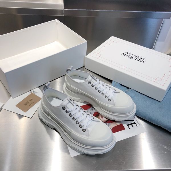 dhl platform 2020 latest fashion luxury leisure outdoor travel sports shoes wild suitable for four seasons couple outsole shoes05, Black
dhl platform 2020 latest fashion luxury leisure outdoor travel sports shoes wild suitable for four seasons couple outsole shoes05, Black