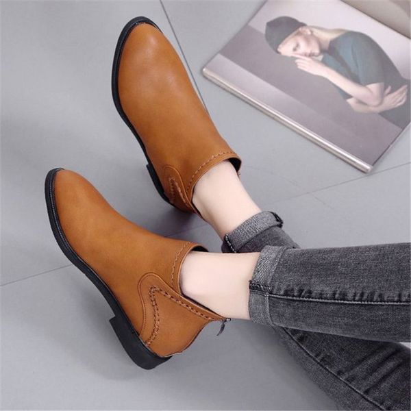 autumn and winter new pointed boots women's flat short boots, Black
autumn and winter new pointed boots women's flat short boots, Black