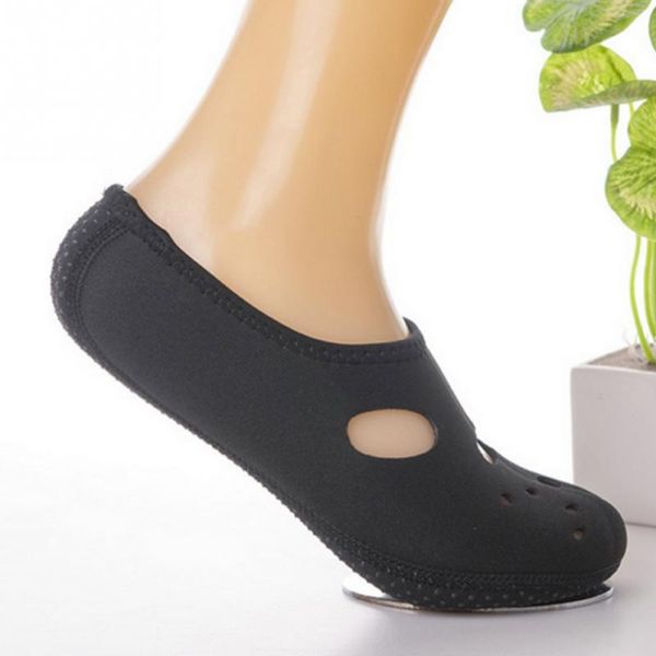 1pair beach non-slip swimming socks scuba diving surfing beach shoes socks 
1pair beach non-slip swimming socks scuba diving surfing beach shoes socks