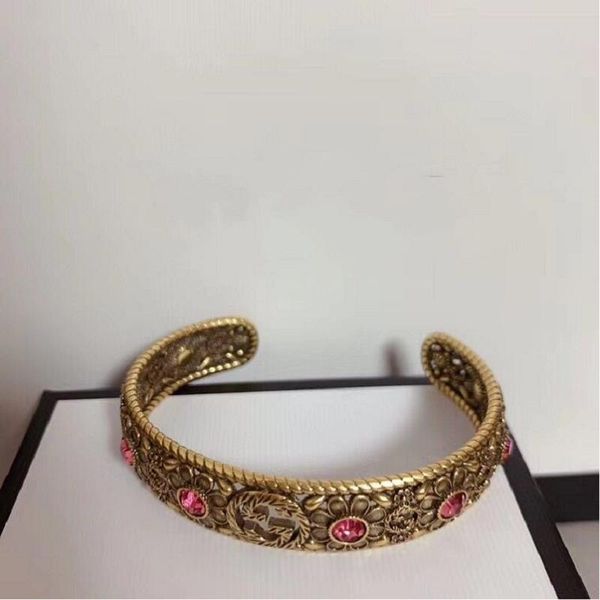 professional bracelet fashion retro, ladies bracelet, heavy color classic style, excellent quality, seiko products, Golden;silver
professional bracelet fashion retro, ladies bracelet, heavy color classic style, excellent quality, seiko products, Golden;silver
