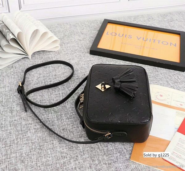 luxurymen travel bags women bag real leather handbags leather keepall 45 shoulder bags totes m44593
luxurymen travel bags women bag real leather handbags leather keepall 45 shoulder bags totes m44593