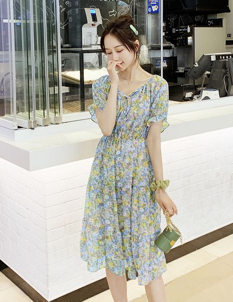 v-neck summer fashion floral pregnant women breastfeeding dress sweet maternity chiffon nursing dress stretched waist lactation, White
v-neck summer fashion floral pregnant women breastfeeding dress sweet maternity chiffon nursing dress stretched waist lactation, White