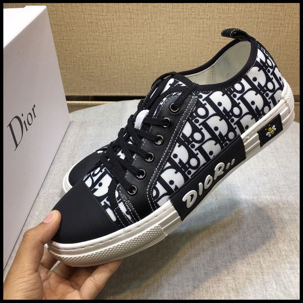 2019 летняя мужская повседневная спортивная обувь дышащая уличная мода сетка шить
2019 летняя мужская повседневная спортивная обувь дышащая уличная мода сетка шить