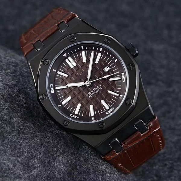 2020 new designer watches brand three stitches series men luxury fashion quartz-watch man leather belt wristwatches orologio uomo luxury, Slivery;brown
2020 new designer watches brand three stitches series men luxury fashion quartz-watch man leather belt wristwatches orologio uomo luxury, Slivery;brown