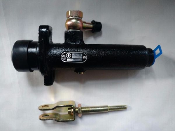 original pure shacman oron truck spare parts clutch master cylinder dz9114230068
original pure shacman oron truck spare parts clutch master cylinder dz9114230068