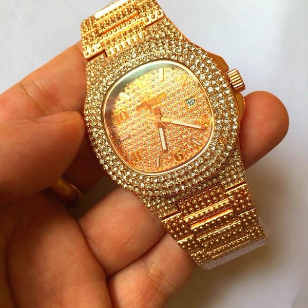 Классическая мода мужская и женская кварцевые алмазные часы новый пара из нержав
Классическая мода мужская и женская кварцевые алмазные часы новый пара из нержав