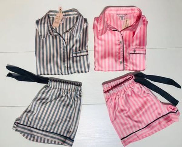 2020 new pink strip slik pajamas women sleepwear short sleeves two pieces home clothes for home clothes suit shorts pijamas, Black;red
2020 new pink strip slik pajamas women sleepwear short sleeves two pieces home clothes for home clothes suit shorts pijamas, Black;red