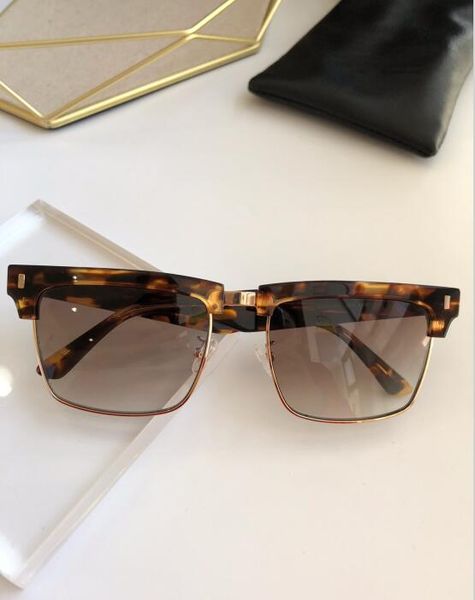 new fashion women sunglasses 50013 men sunglasses simple and generous men sun glasses outdoor uv400 protection eyewear with case, White;black
new fashion women sunglasses 50013 men sunglasses simple and generous men sun glasses outdoor uv400 protection eyewear with case, White;black