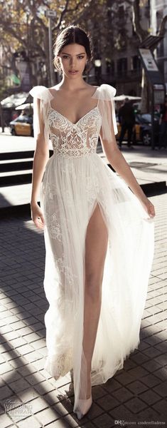 2020 gali karten a line wedding dresses sheer tulle v neck with side split floor length lace tulle backless bridal gowns, White
2020 gali karten a line wedding dresses sheer tulle v neck with side split floor length lace tulle backless bridal gowns, White