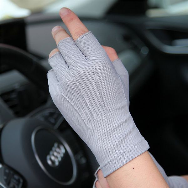 men' half finger thin gloves summer sun gloves breathable driving non-slip 3-sz009w-5, Blue;gray
men' half finger thin gloves summer sun gloves breathable driving non-slip 3-sz009w-5, Blue;gray