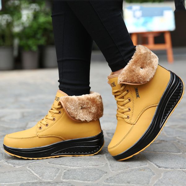 winter female shoes plus velvet swing shoes woman platform snow boots women thermal cotton-padded flat ankle boots women, Black
winter female shoes plus velvet swing shoes woman platform snow boots women thermal cotton-padded flat ankle boots women, Black