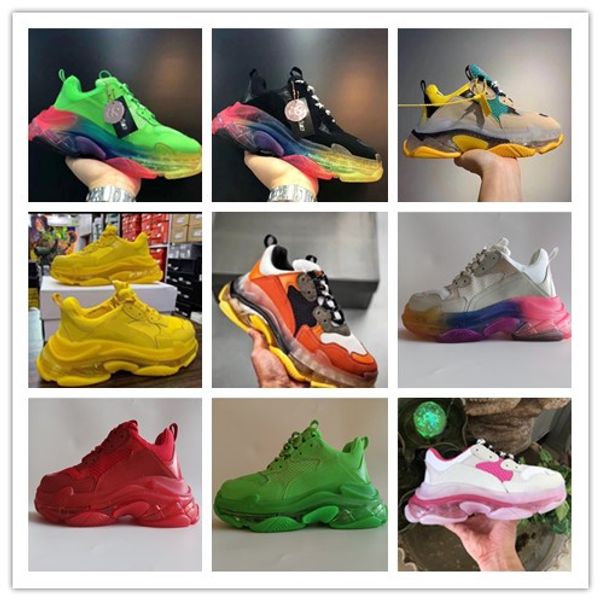 2020 paris triple-s 17fw crystal bottom green luxury dad shoes platform triple s sneakers for mens women vintage kanye old grandpa trainer
2020 paris triple-s 17fw crystal bottom green luxury dad shoes platform triple s sneakers for mens women vintage kanye old grandpa trainer